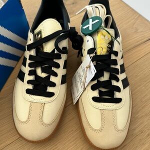 Adidas samba us women 8